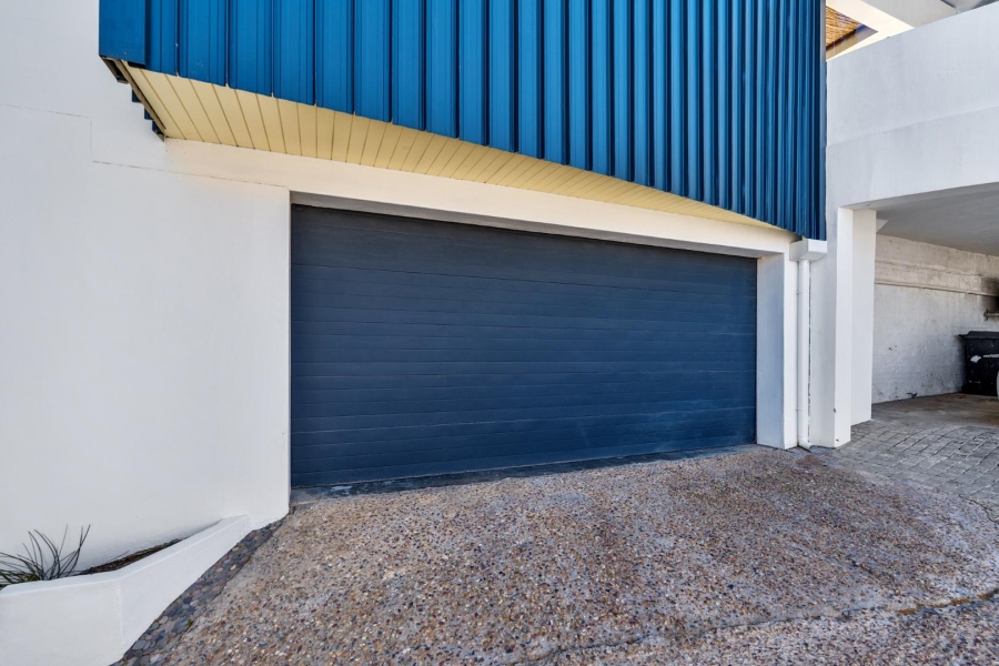 4 Bedroom Property for Sale in Tamboerskloof Western Cape